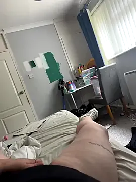 hoaarisa – webcam model profile photo Image 2