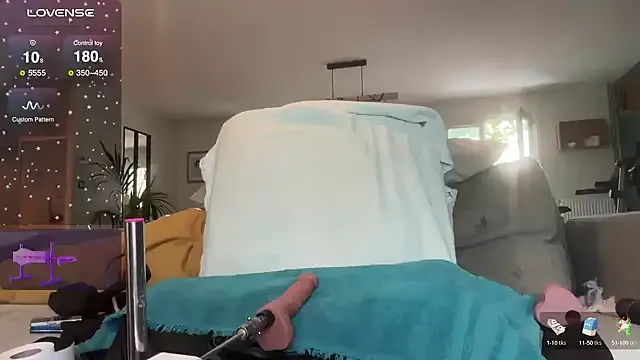 SunnyShiney – webcam model profile photo Image 6