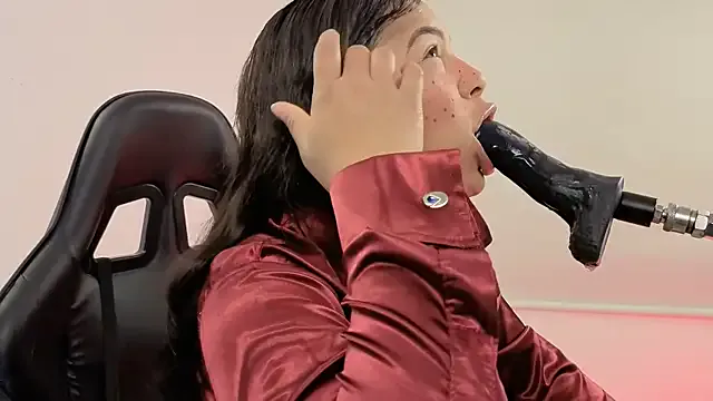 Inaa-Love – webcam model profile photo Image 10