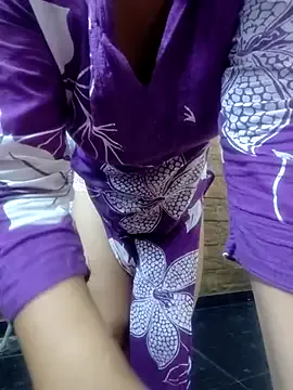 MondoNeko – webcam model profile photo Image 6