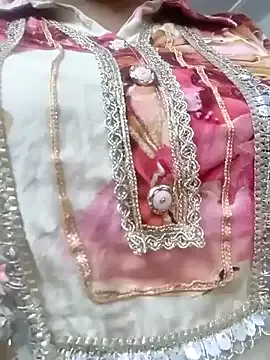 MondoNeko – webcam model profile photo Image 8