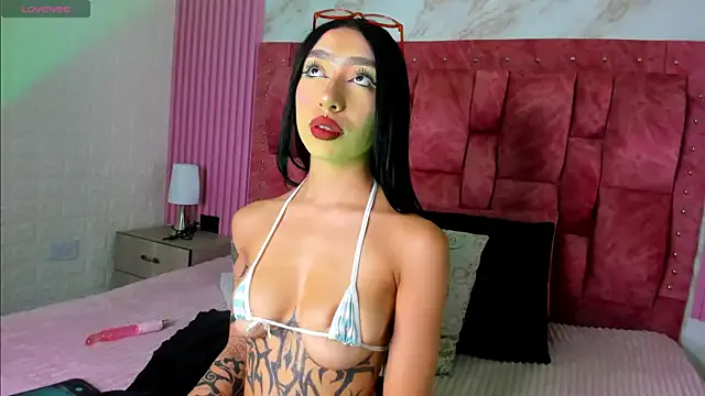 Liz_Hush – webcam model profile photo Image 12