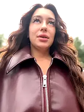 Tatjana_Sue – webcam model profile photo Image 3