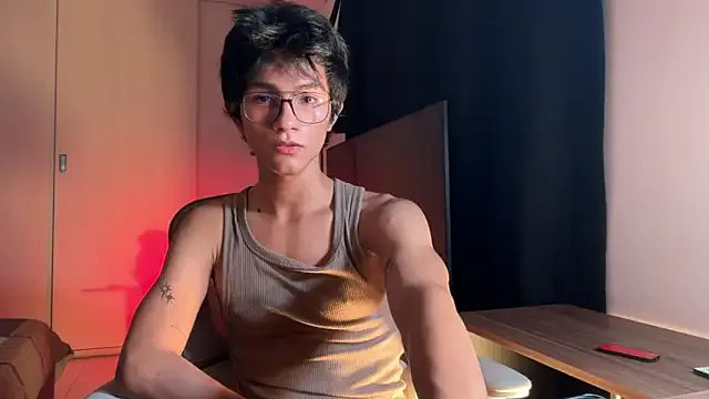 babyaylin – webcam model profile photo Image 14