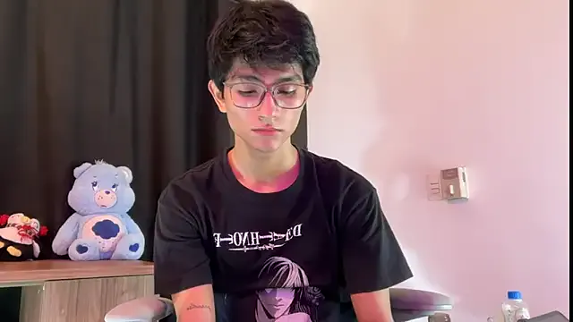 babyaylin – webcam model profile photo Image 4