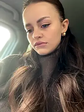 AmiLewis – webcam model profile photo Image 17