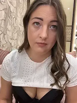 seraphine23 – webcam model profile photo Image 13