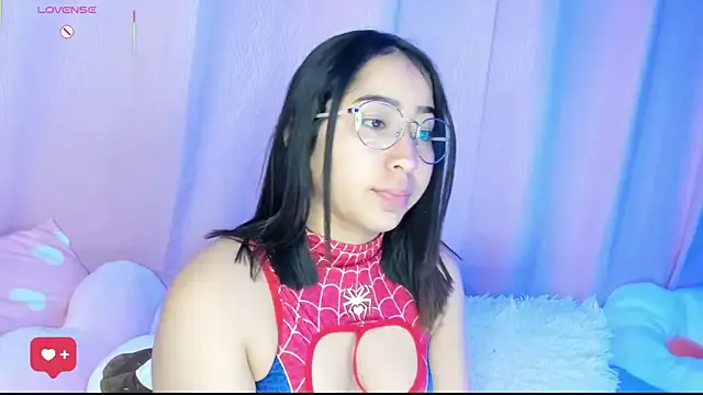 BaddieBellaUK – webcam model profile photo Image 2