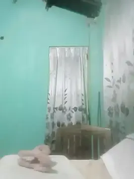 EmaSalis – webcam model profile photo Image 2