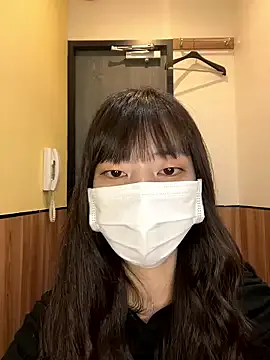 EmiliaCatalina – webcam model profile photo Image 11