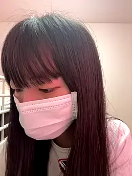 EmiliaCatalina – webcam model profile photo Image 13