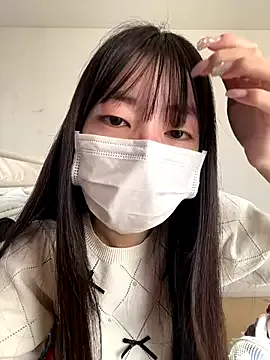 EmiliaCatalina – webcam model profile photo Image 14