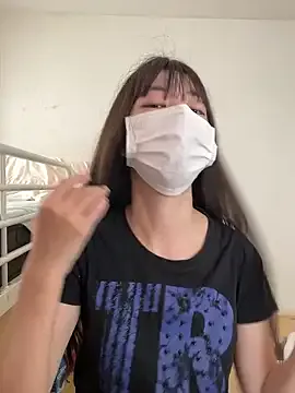 EmiliaCatalina – webcam model profile photo Image 15