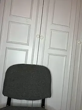 Rinamay_ – webcam model profile photo Image 2