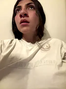 Nicoleevien – webcam model profile photo Image 3