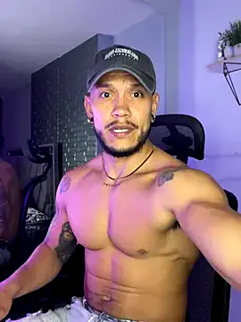 I-Am-Gia – webcam model profile photo Image 17