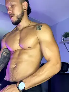 I-Am-Gia – webcam model profile photo Image 18