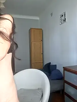 Serah201 – webcam model profile photo Image 12