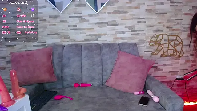 sophydiva – webcam model profile photo Image 9