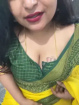 SunnyShiney – webcam model profile photo Image 13