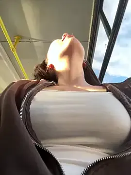 splendid_dolls – webcam model profile photo Image 11