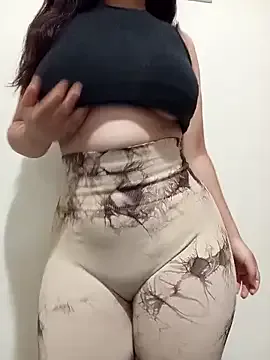 Sssonya – webcam model profile photo Image 2