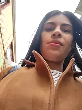 wildtequilla – webcam model profile photo Image 15