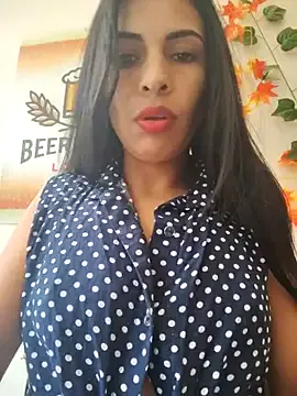 wildtequilla – webcam model profile photo Image 9