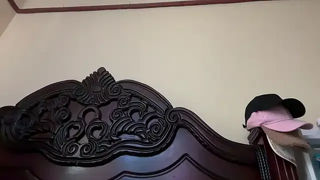 RollDolls – webcam model profile photo Image 12