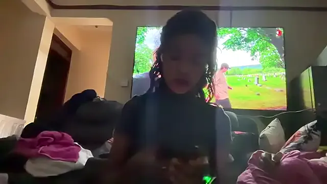 RollDolls – webcam model profile photo Image 4