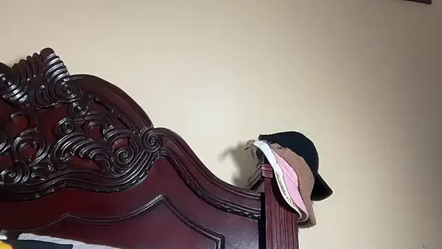 RollDolls – webcam model profile photo Image 5