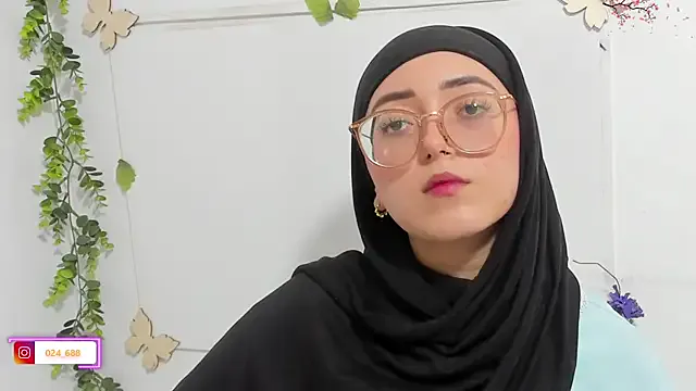 AsteriaHamel – webcam model profile photo Image 14