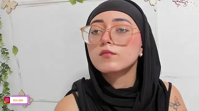 AsteriaHamel – webcam model profile photo Image 18