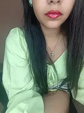 RuslanaXX – webcam model profile photo Image 5