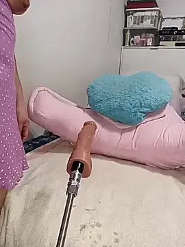 Nicoleevien – webcam model profile photo Image 8