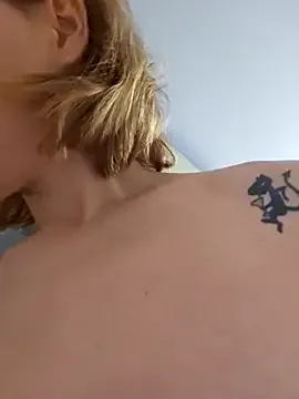 Sssonya – webcam model profile photo Image 5