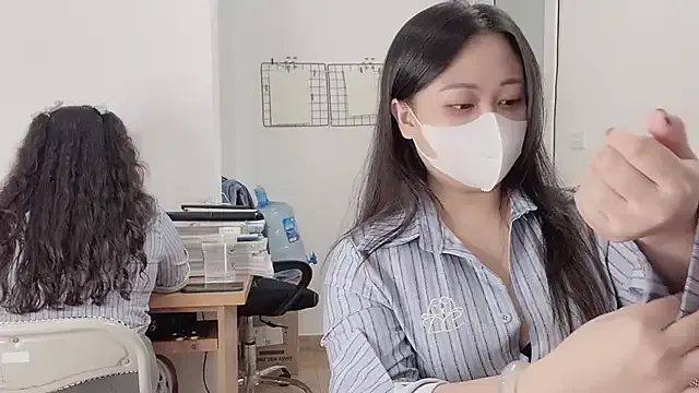 manussa69 – webcam model profile photo Image 14