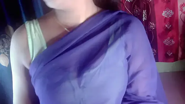 milaseren – webcam model profile photo Image 6