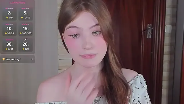 Susiee_Redd – webcam model profile photo Image 3