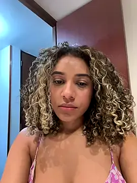 ellieluvs – webcam model profile photo Image 18