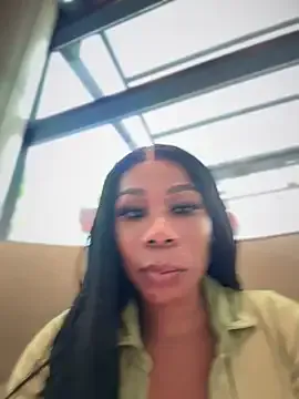 SophiiaStarr – webcam model profile photo Image 4