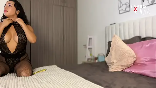 Shanayaaaaaa – webcam model profile photo Image 13