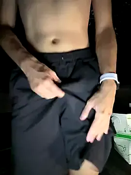 seraphine23 – webcam model profile photo Image 12