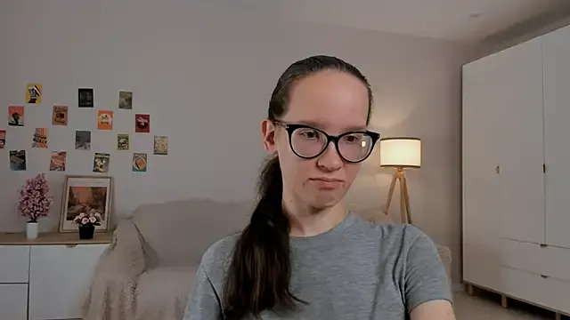 Juanita-Diaz – webcam model profile photo Image 3