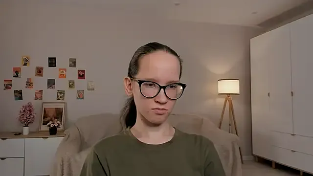 Juanita-Diaz – webcam model profile photo Image 5