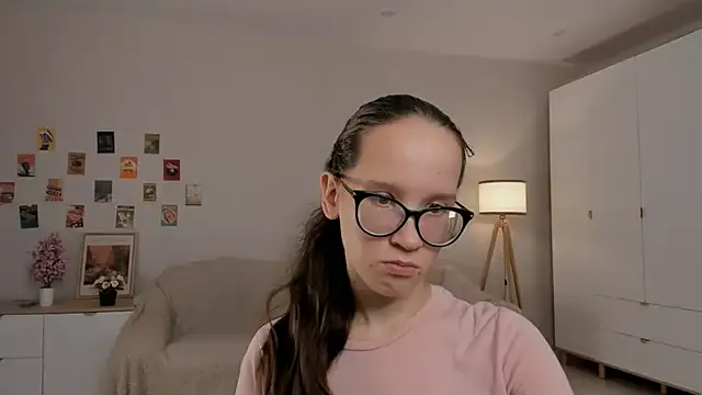 Juanita-Diaz – webcam model profile photo Image 7