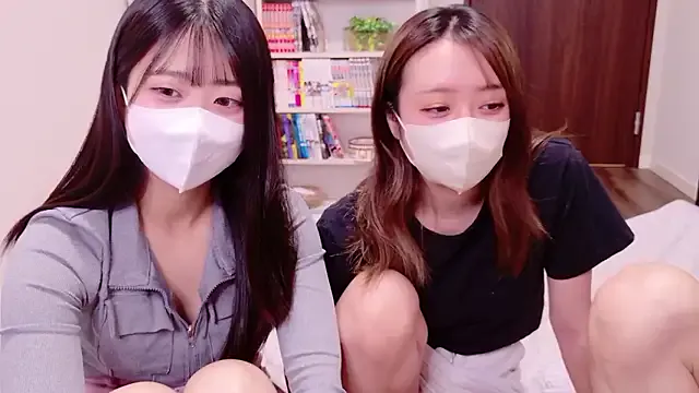 sladkoesolnishko – webcam model profile photo Image 12