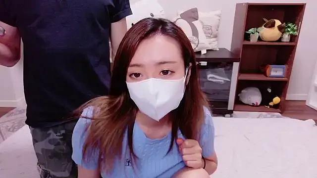 sladkoesolnishko – webcam model profile photo Image 14