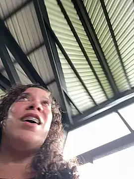 ORLA86 – webcam model profile photo Image 11