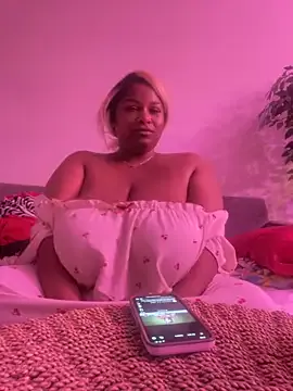 winter11 – webcam model profile photo Image 11